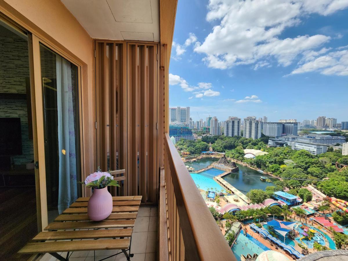 Lagoon View With Balcony 1-5Pax Sunway Resort Netflix 페탈링자야 외부 사진